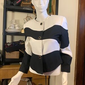 80’s CROPPED GRAPHIC BOLD BLACK AND WHITE BLAZER